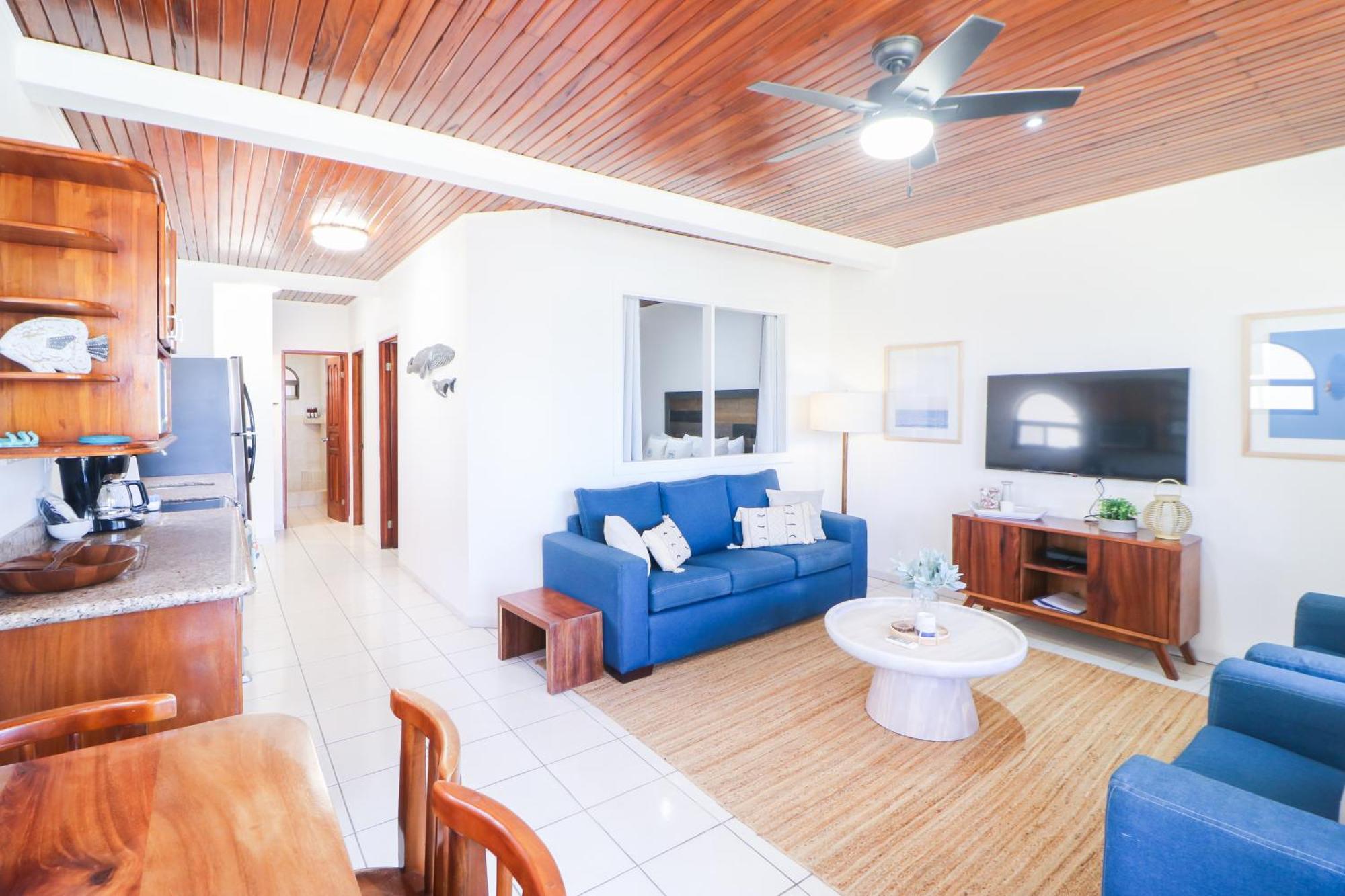 Flamingo Marina Resort Pacific North Coast Стая снимка