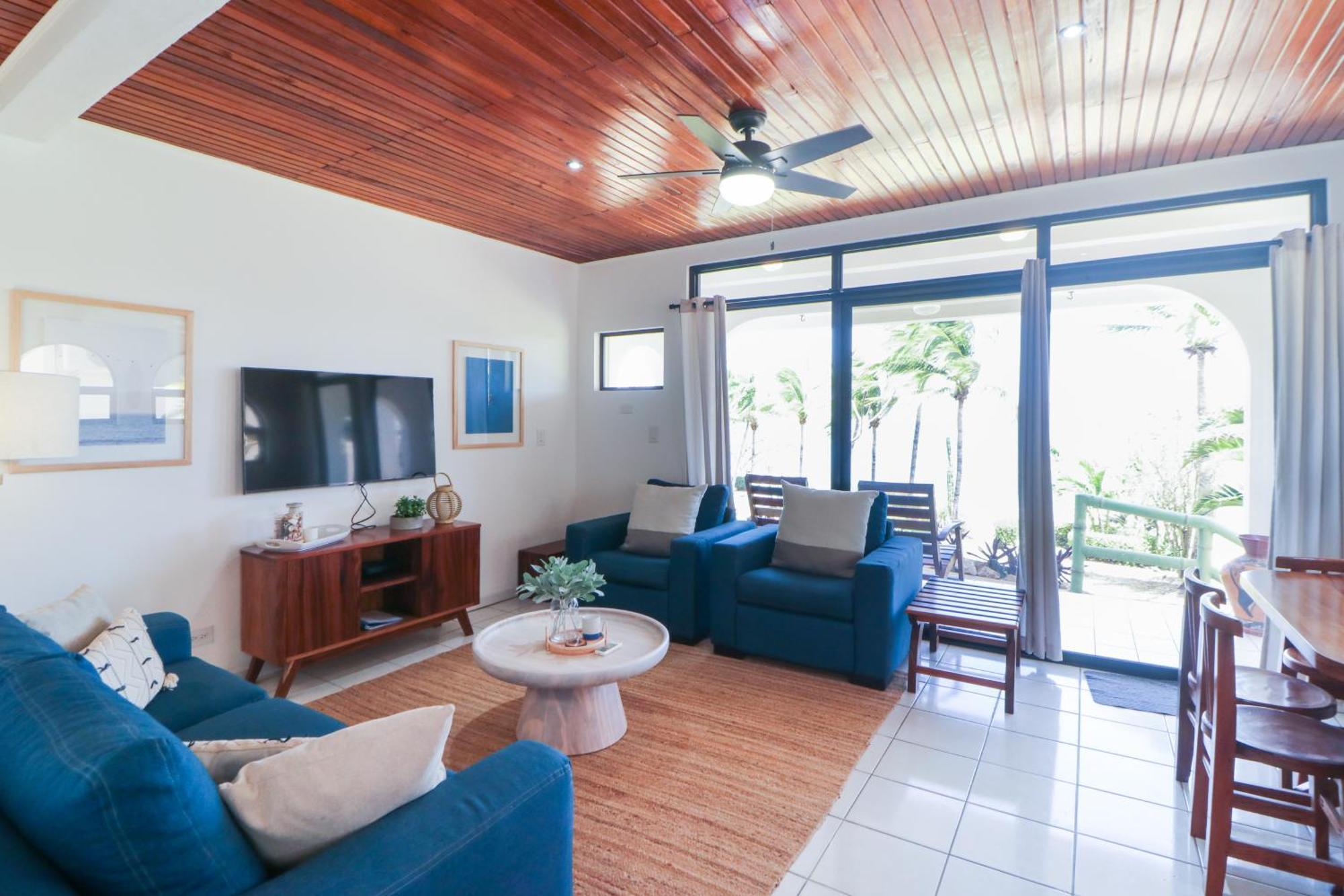 Flamingo Marina Resort Pacific North Coast Стая снимка
